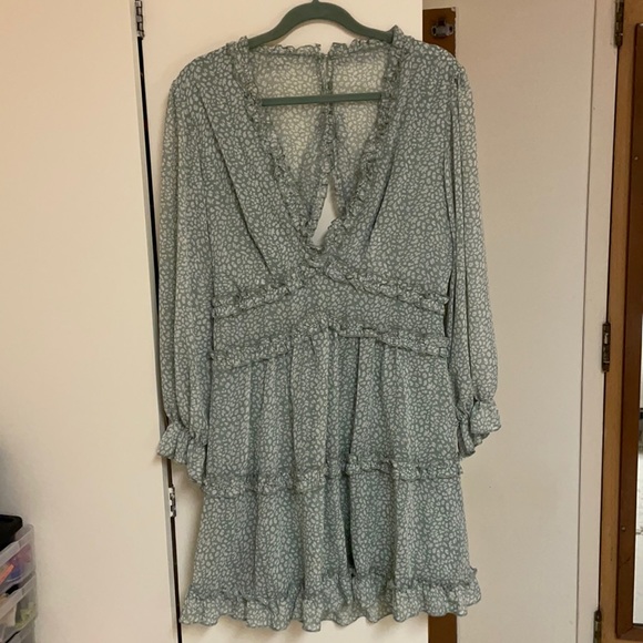 Tinx Ruffle Mini Dress - Picture 2 of 6